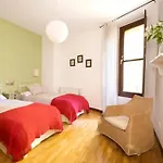 Ria San Esteban Apartment *