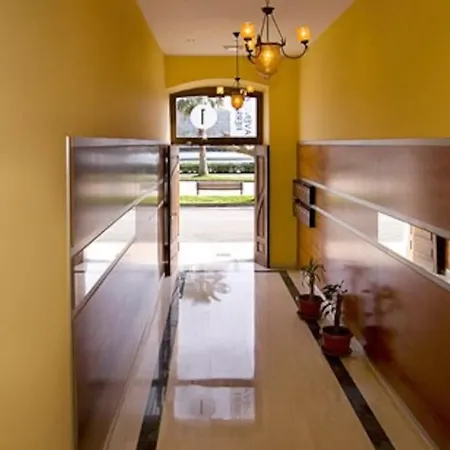 Ria San Esteban Apartment
