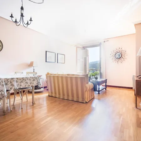 Ria San Esteban Apartament